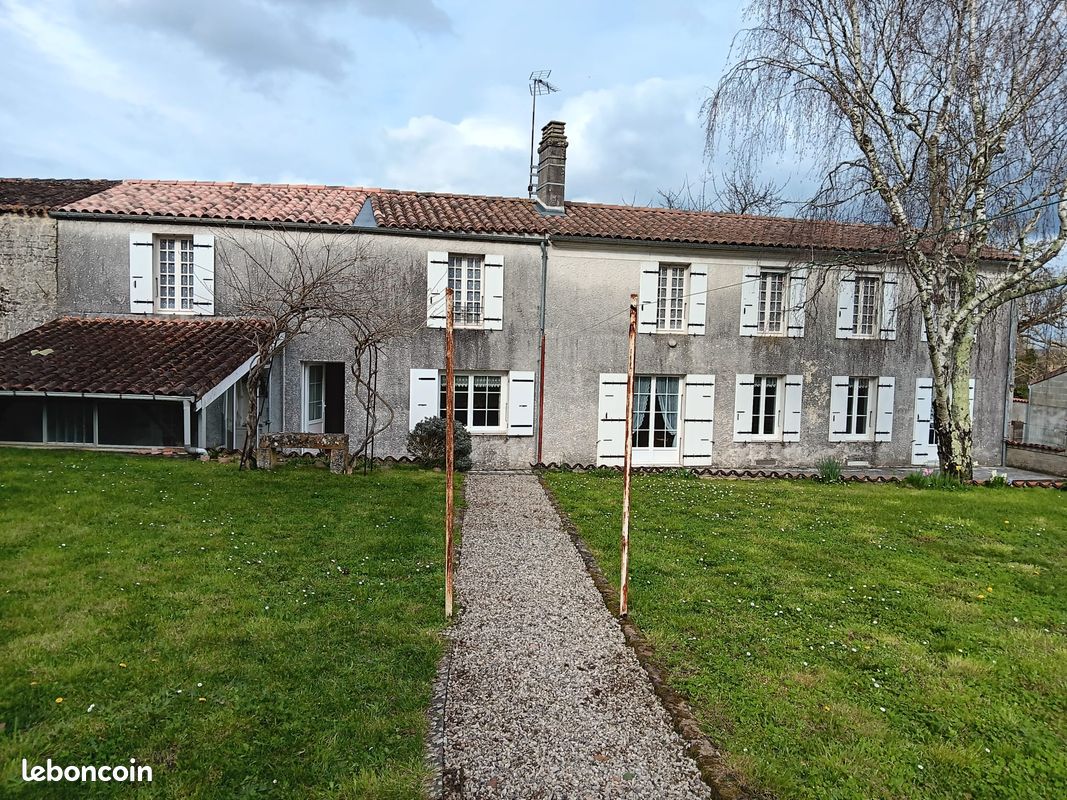 Maison 6 pièces 140 m² · à Geay · 140 m² · 190 000 €
