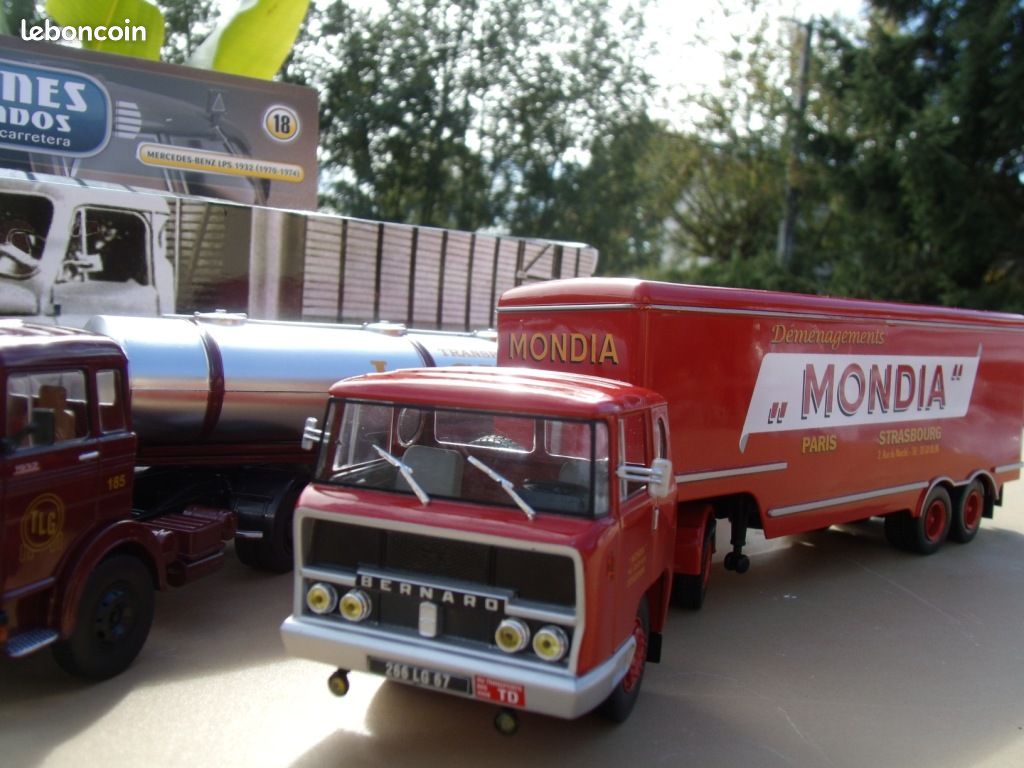 Modèle Réduit IXO Bernard TD180 + Semi-fourgon Mondia - Échelle 1/43 - Occasion