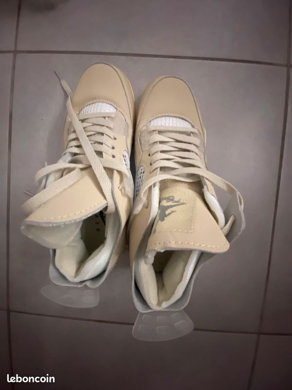 Fausse Jordan 4 (image 4)