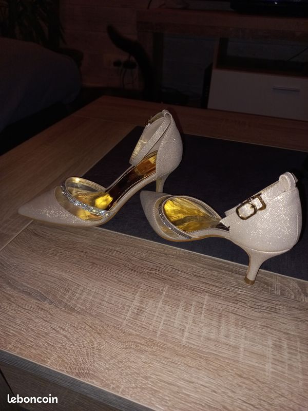 Chaussures femme (image 1)