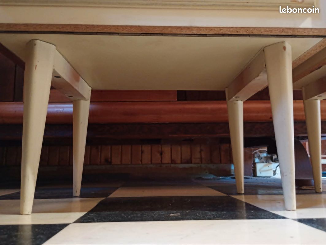URGENT A SAISIR AVANT LE 19 SEPTEMBRE Lot de 2 tables de chevet bois laqué blanc crème (image 9)