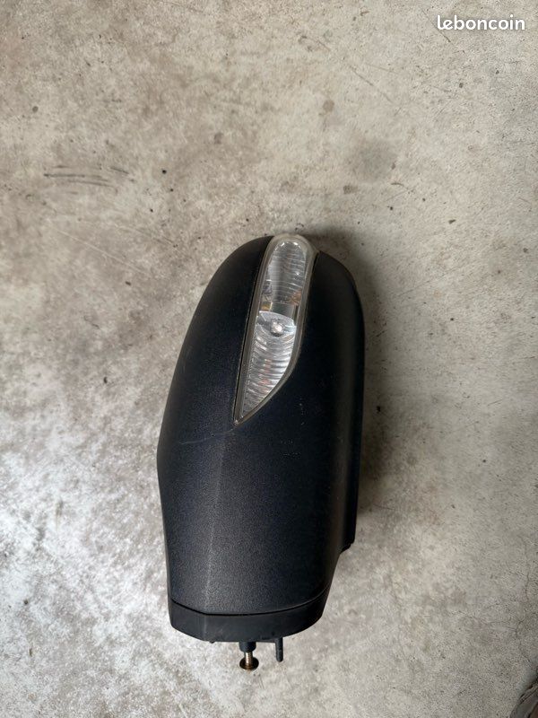 Rétroviseur avant gauche Mercedes Classe B w245 (image 2)