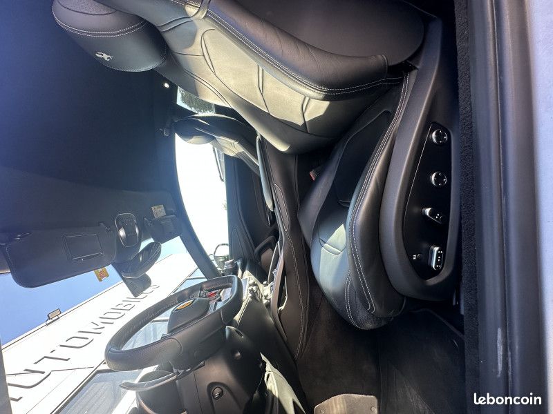 Ferrari GTC4LUSSO V8 3.9 T 610CH (image 23)