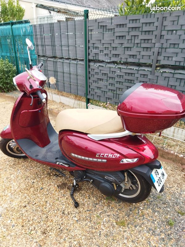 Scooter Éccho 125 (image 1)