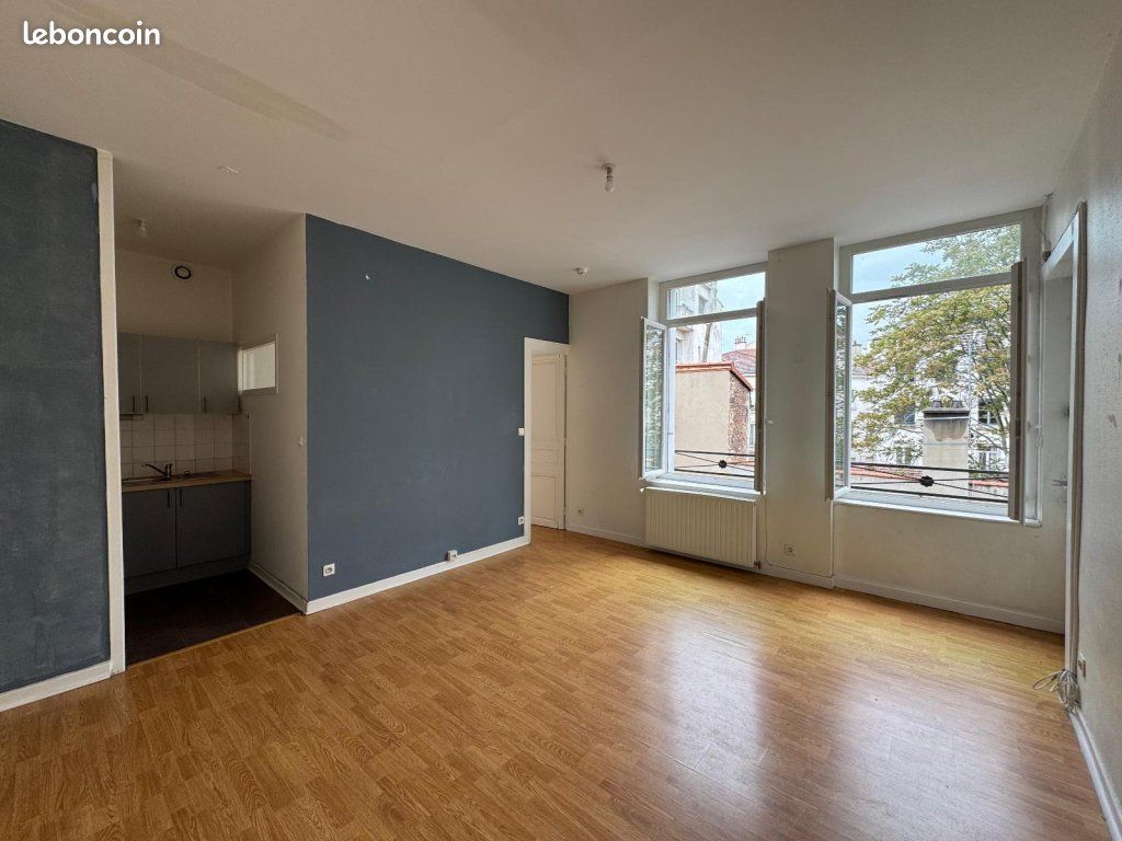 Appartement 1 pièce 41 m² · à Saint-Étienne · 41 m² · 440 €