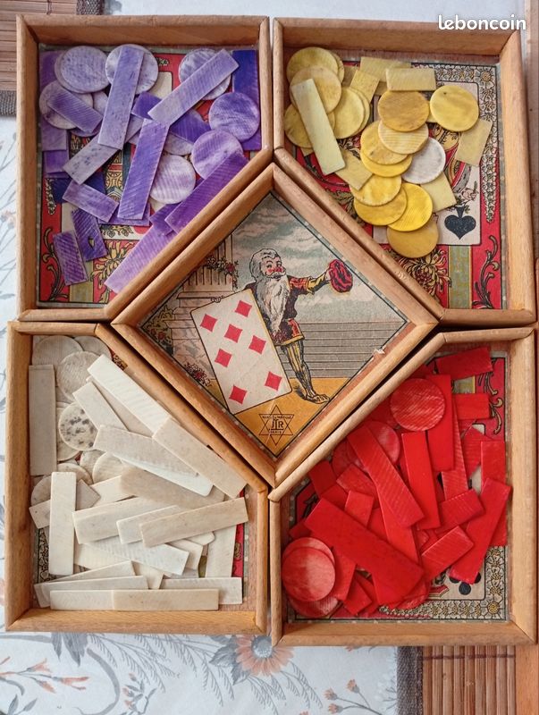Jeu Nain Jaune Ancien En Bois Avec Règle Du Jeu Et Pions - Jeu De Société Vintage