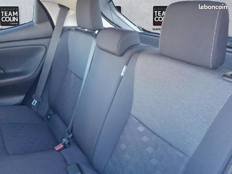 Toyota Yaris 116h Design 5p MY25 (image 13)