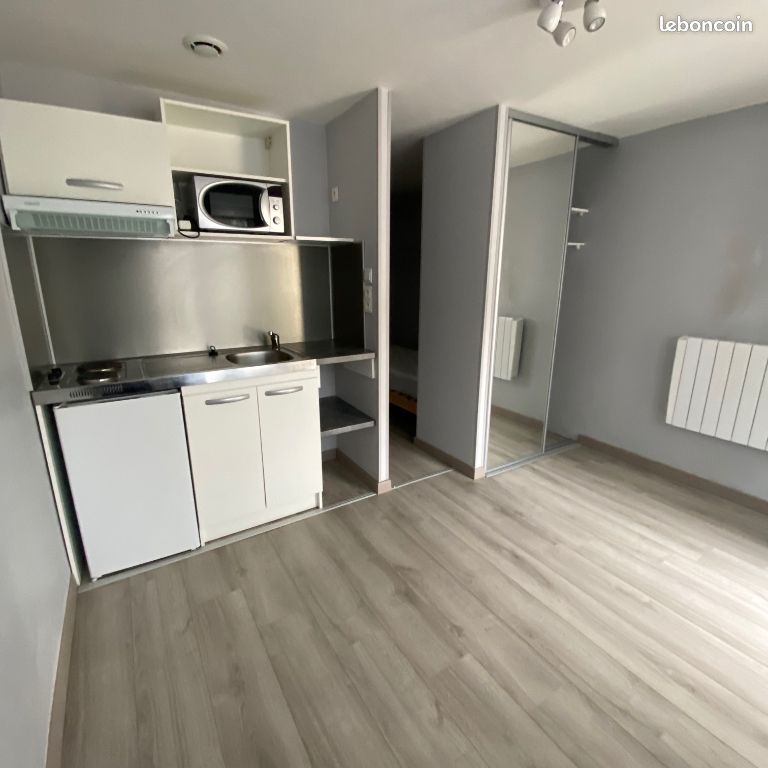 Appartement 1 pièce 17 m² · à Dijon · 17 m² · 381 €/mois