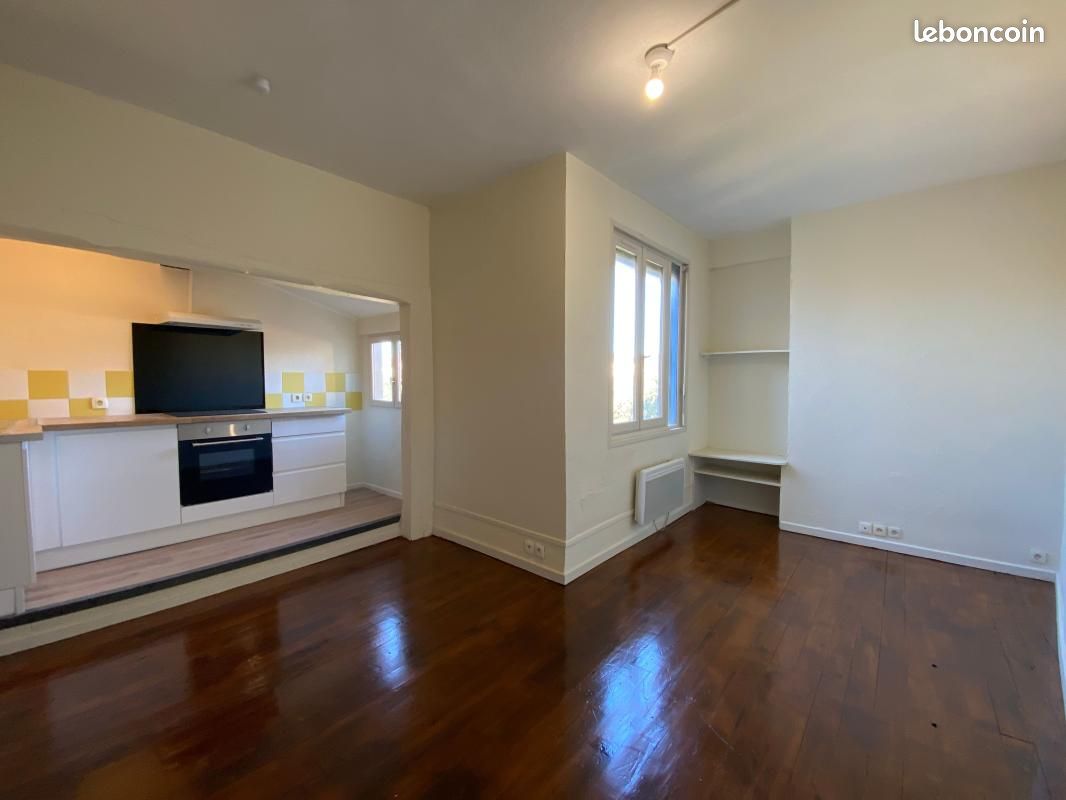 Appartement 2 pièces 38 m² · à Castres · 38 m² · 385 €/mois