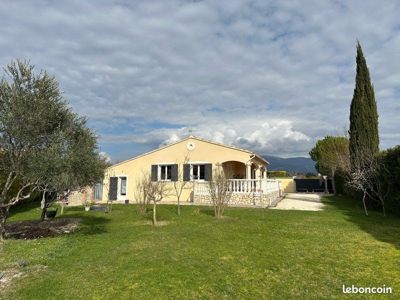 Maison 5 pièces 118 m² · à Valréas · 118 m² · 330 000 €