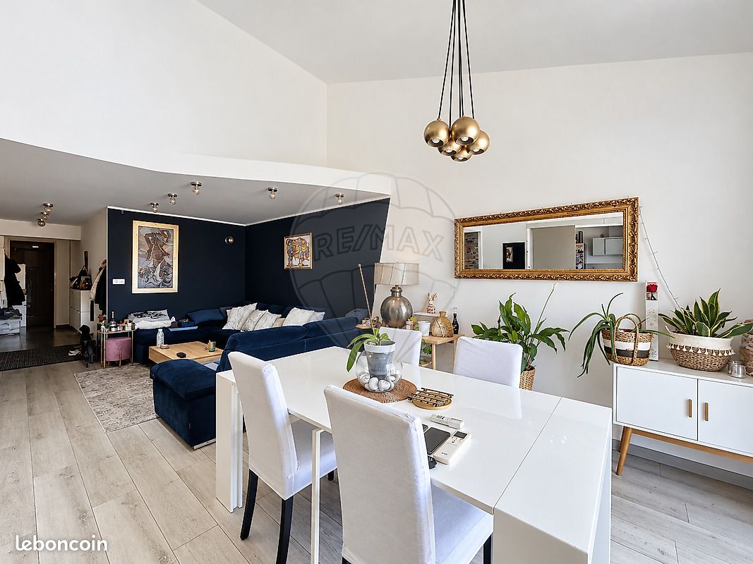 Appartement 4 pièces 90 m² · à Nîmes · 90 m² · 242 000 €