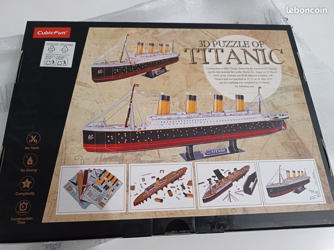 CubicFun Puzzle 3D LED 88 CM Titanic - Bateau Modèle de Titanic Jouets