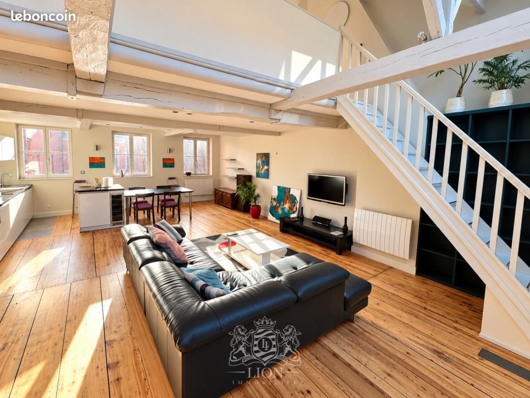 Appartement 3 pièces 100 m² · à Lille · 100 m² · 1 620 €/mois