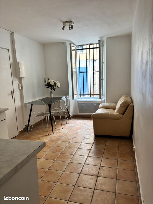 Appartement 2 pièces 29 m² · à Saint-Maximin-la-Sainte-Baume · 29 m² · 89 000 €