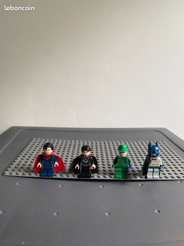 Lot de legos DC comics (image 1)