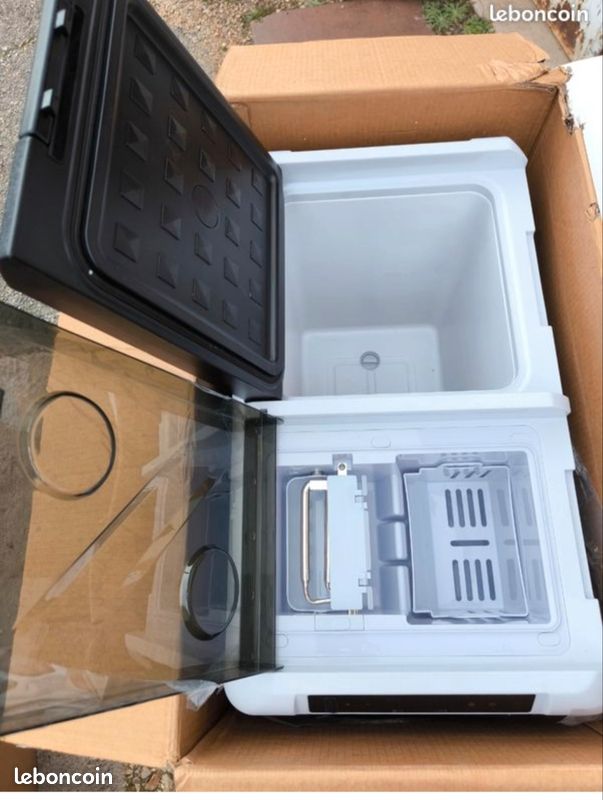 Réfrigérateur portable 36L, mini frigo de voiture/camion,m/caravane/ 12V avec fabrication de glace ❄️🧊 Glacière réglable ( -20C° / +20C°) (image 2)