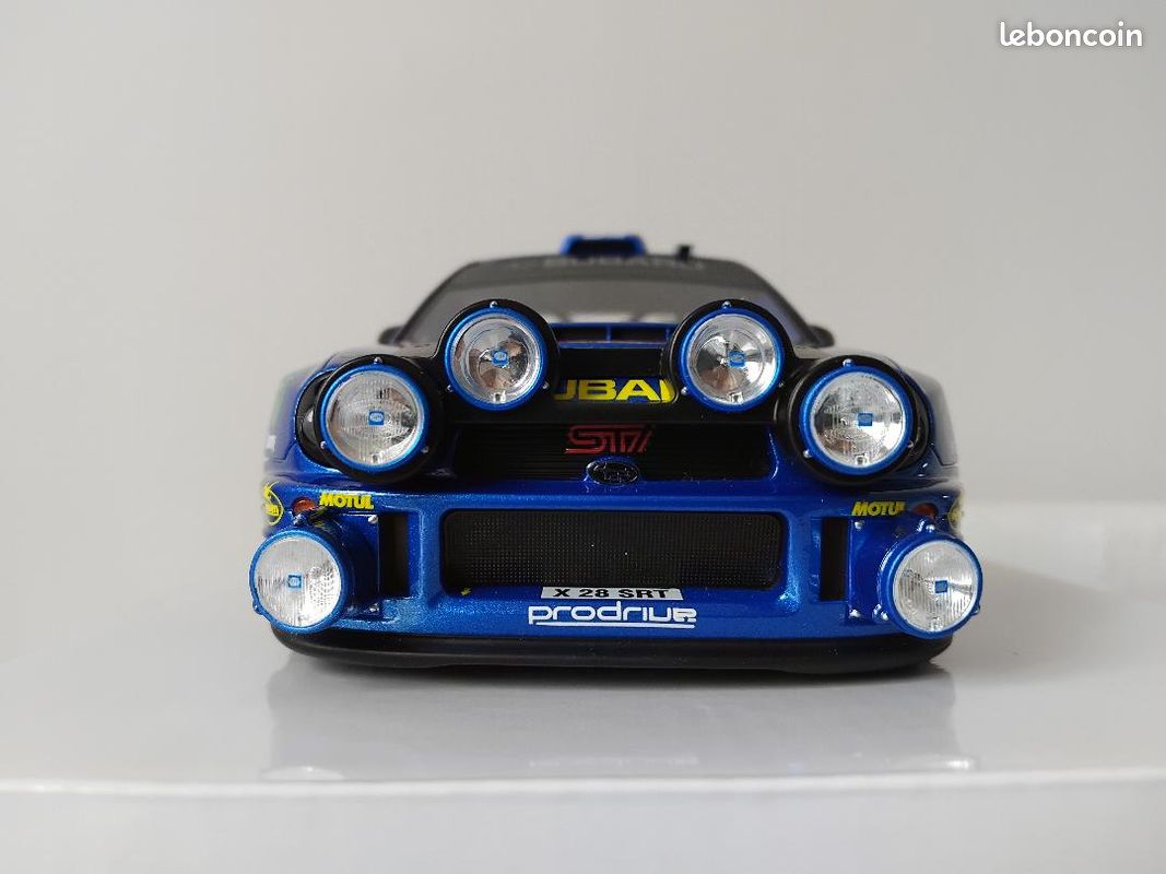 Subaru Impreza WRC Tommi Mäkinen – Ottomobile 1/18, Résine Bleue, Neuve