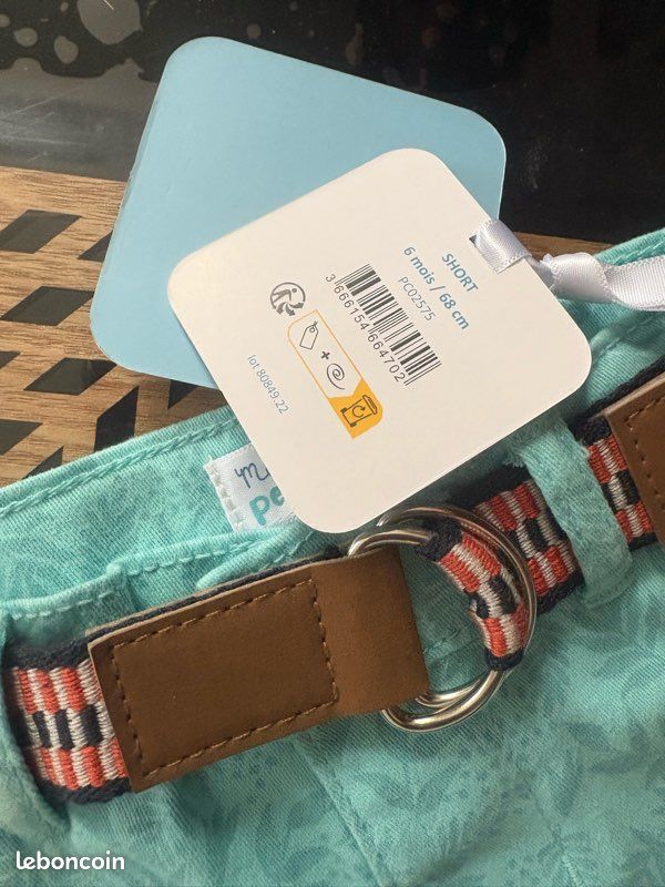 Short enfant avec ceinture neuf taille 6 mois Mes petits cailloux (image 2)