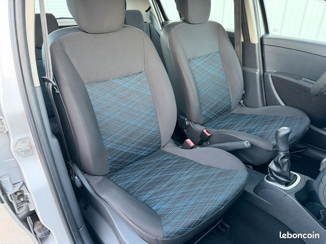 RENAULT CLIO III PEPITE PACK CLIM 1.5 DCI 70cv 5 PORTES 1°MAIN (image 4)