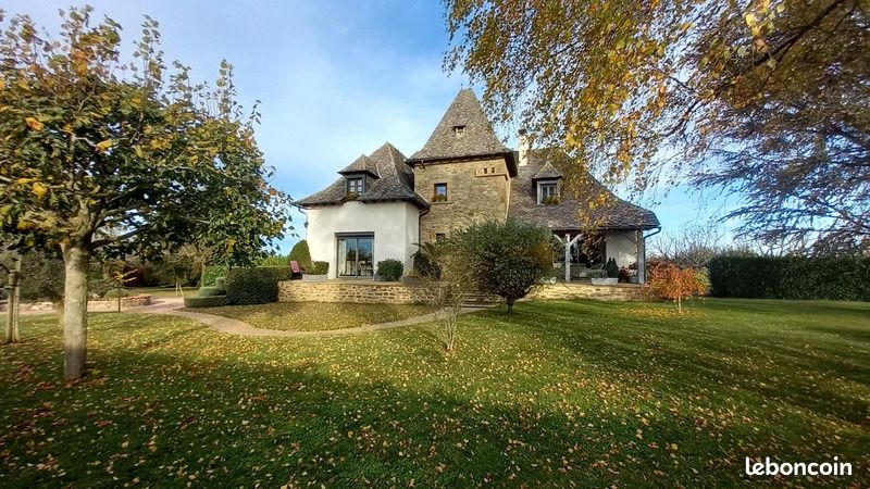 Maison 9 pièces 182 m² · à Montbazens · 182 m² · 473 000 €