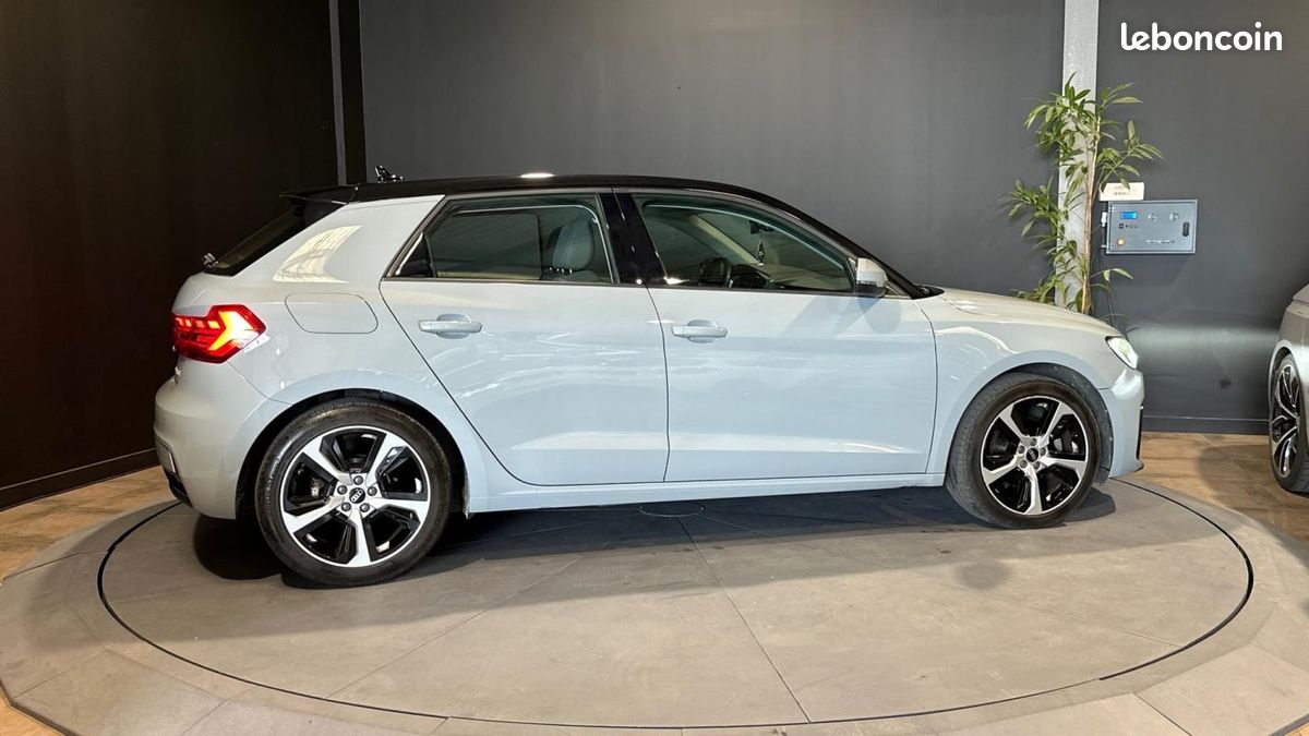 Audi A1 sportback 30 TFSI 110 S tronic 7 Advanced Gris Fleche (image 5)