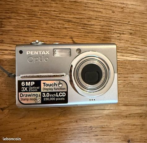 Appareil Photo Numérique Compact Vintage Pentax Optio I-10 - 12,1 Mp - Zoom 5x - Blanc - Occasion