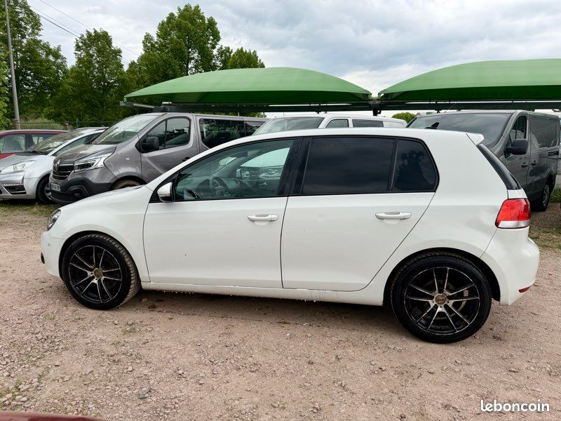 Volkswagen golf 6 1.4l tsi 160cv finition carat 300.000kms 05/2011 phares bi-xenon gps europe ecran tactile camera de recul (image 6)