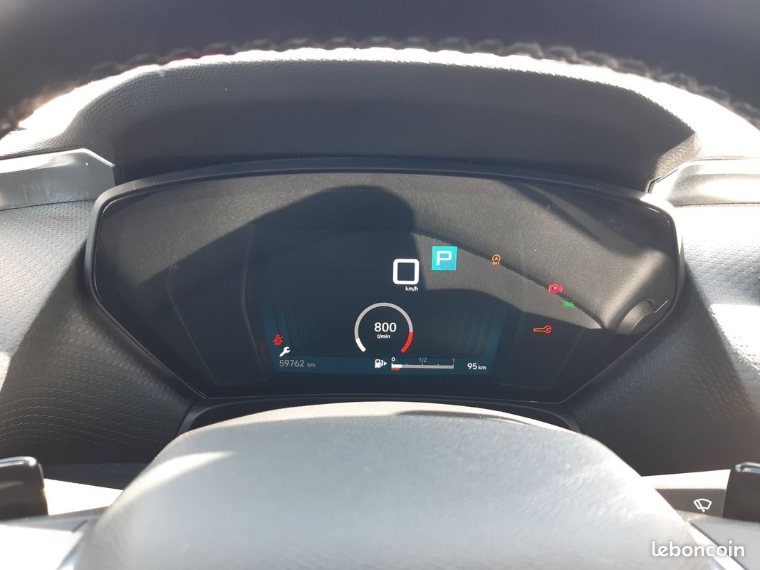 CITROEN C5 X PureTech 130 S&S EAT8 Shine (image 18)