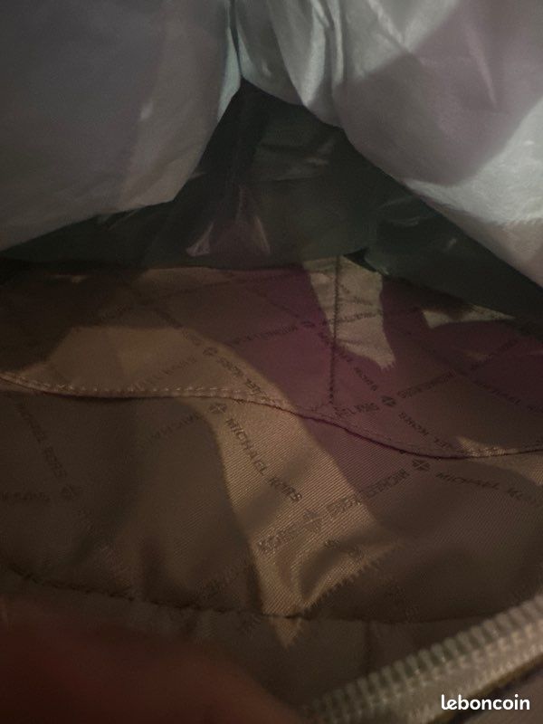 Sac à main Michael Kors neuf (image 6)