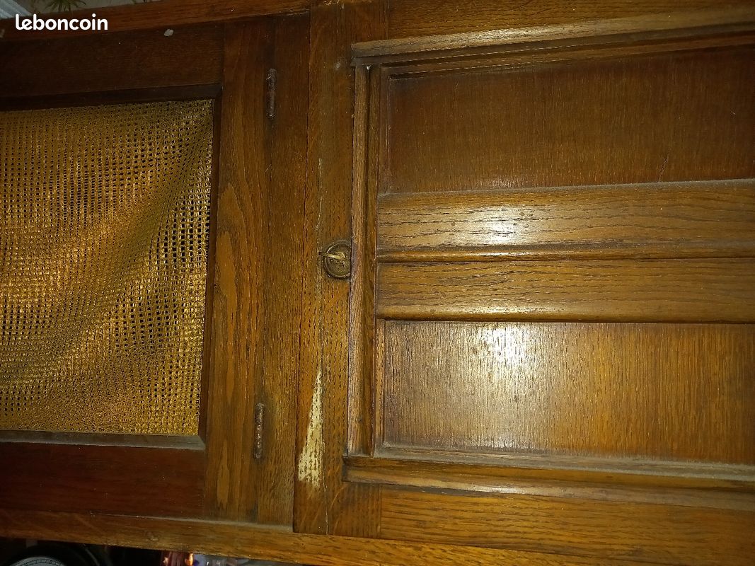 Buffet en bois vintage (image 2)