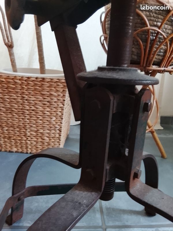 Authentique chaise d atelier " Benaise " (image 7)