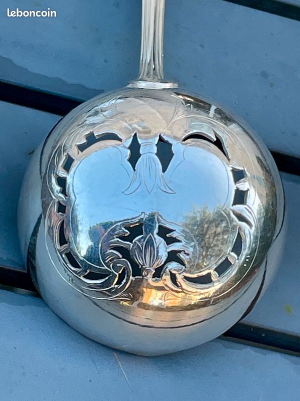 Cuillère à Sucre Saupoudreuse Art Déco – Métal Argenté, France, 13,5cm