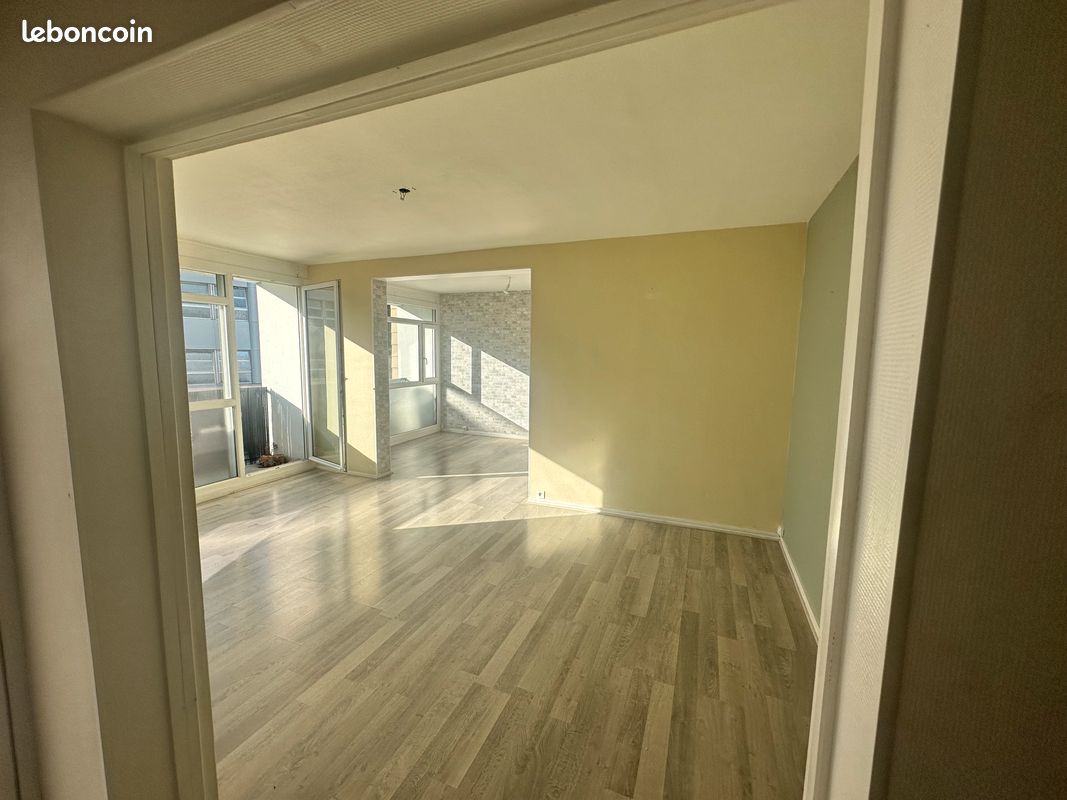 Appartement a louer mont-saint-aignan - 5 pièce(s) - 87 m2 - Surfyn