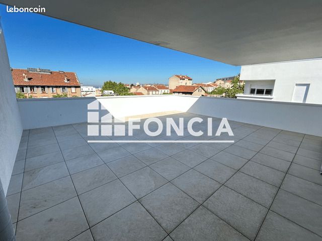Appartement 2 pièces 73 m² · à Marseille · 73 m² · 920 €/mois