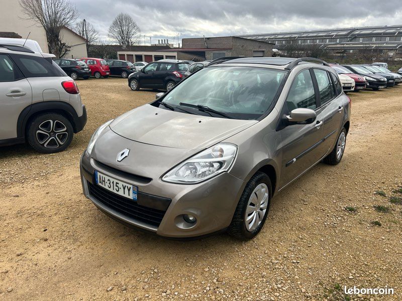RENAULT Clio III Estate Phase 2 1.2 i 16V eco2 75cv (image 2)