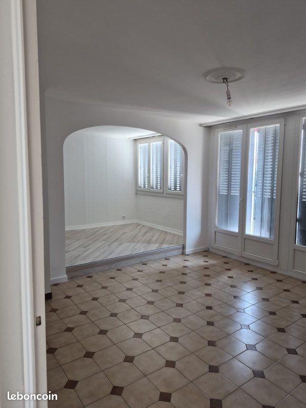 Appartement 3 pièces 69 m² · à Le Pont-de-Claix · 69 m² · 849 €