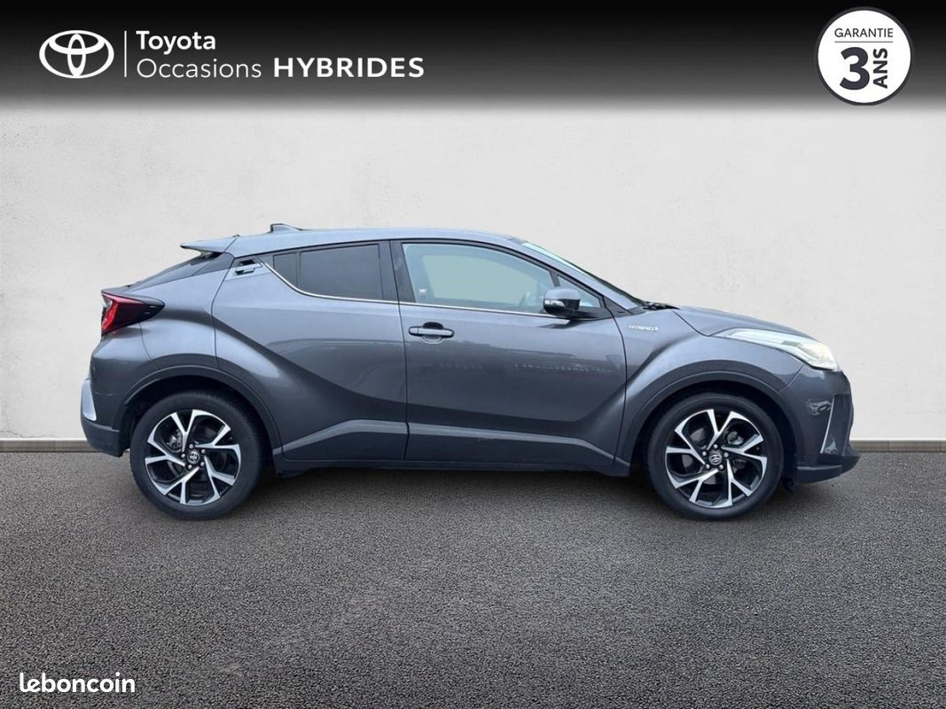 Toyota C-HR 122h Edition 2WD E-CVT RC18 (image 17)