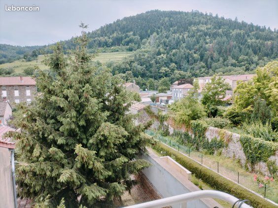 Appartement 3 pièces 60 m² · à Bourg-Argental · 60 m² · 480 €/mois