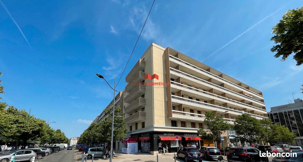 Appartement 4 pièces 82 m² · à Poissy · 82 m² · 310 000 €