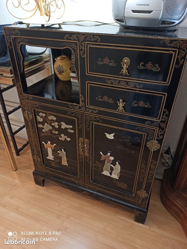 Meuble chinois laqué (image 2)