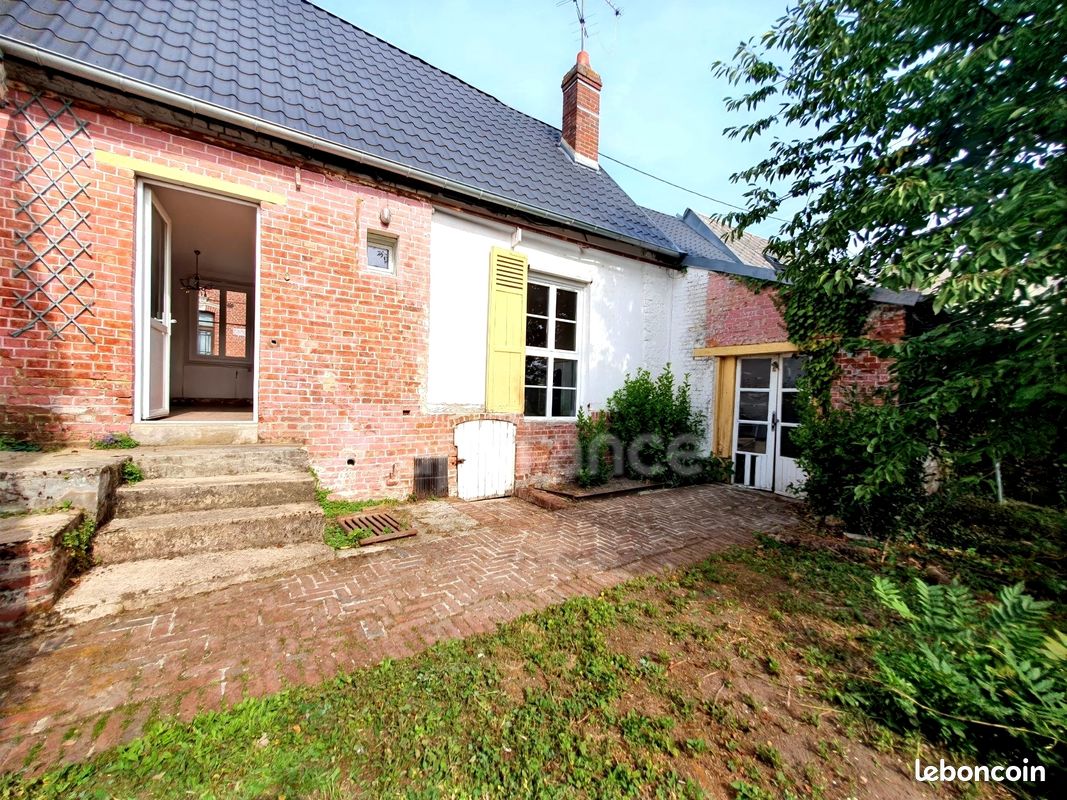 Maison 2 pièces 52 m² · à Bray-sur-Somme · 52 m² · 67 000 €