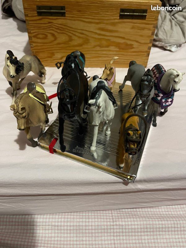 Figurine De Cheval Horse – La boutique de Bob