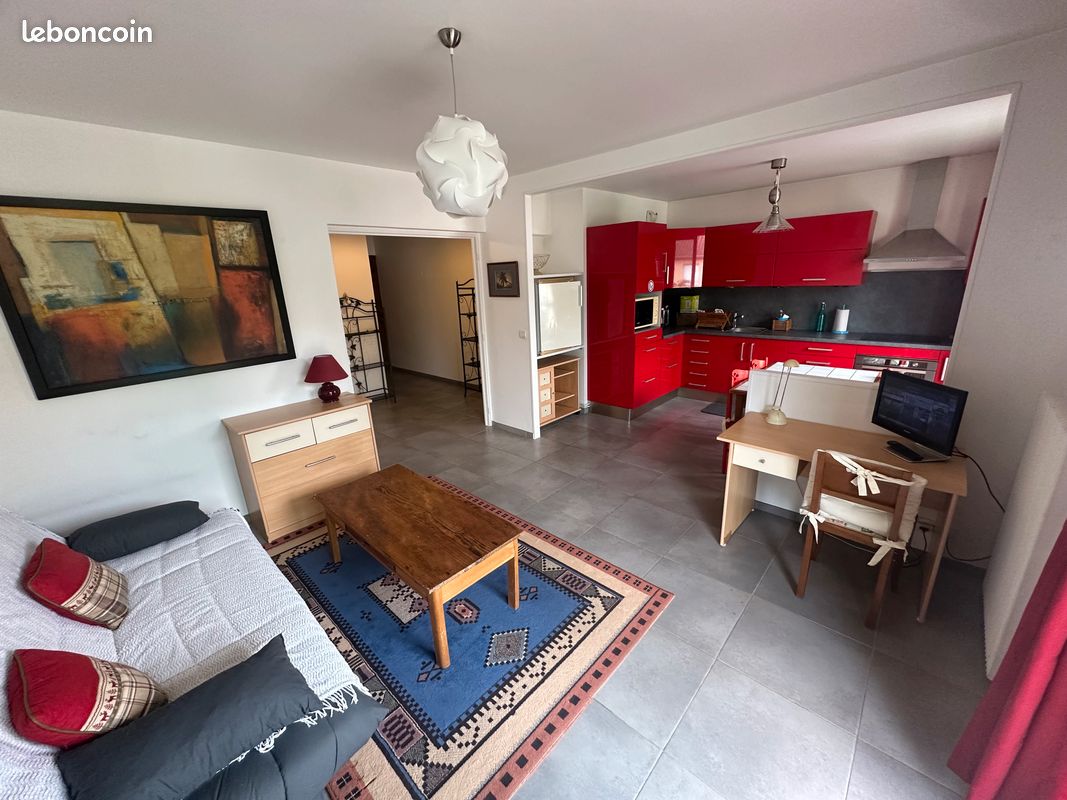 Appartement 2 pièces 51 m² · à Tassin-la-Demi-Lune · 51 m² · 1 200 €