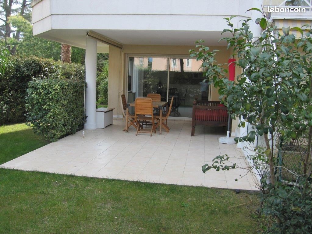 Straphael front de mer appt f3 rezdejardin privatif arbore & piscine