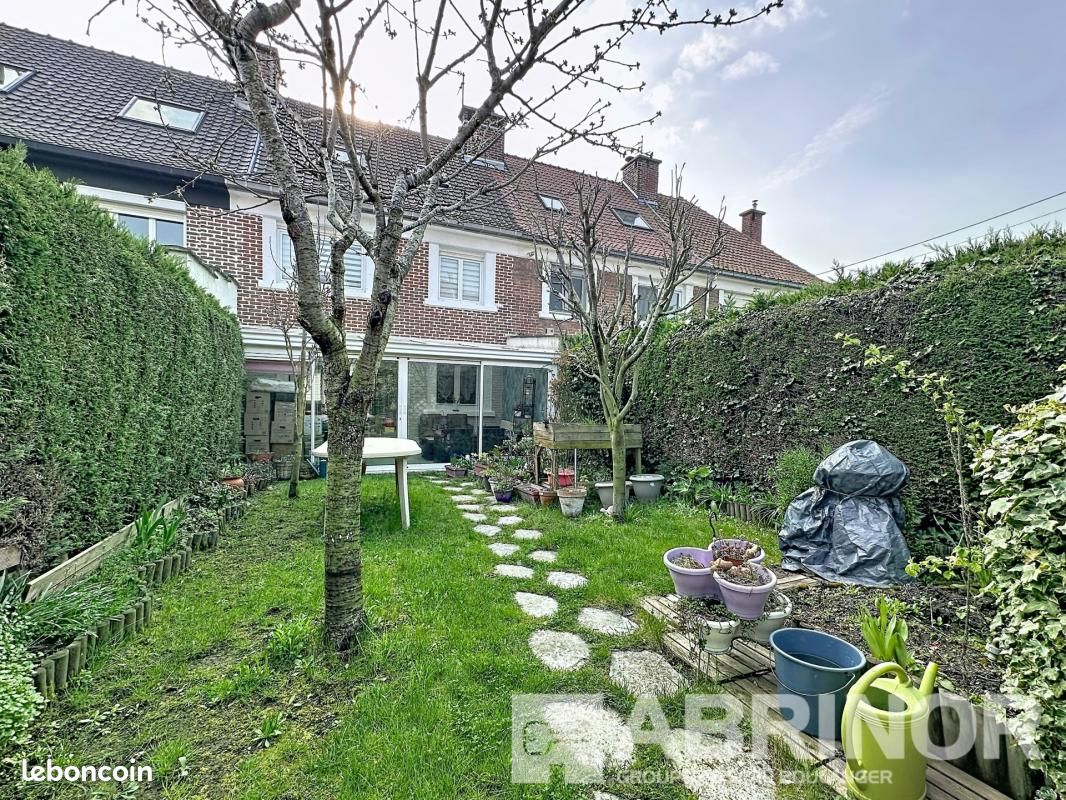 Maison 4 pièces 102 m² · à Linselles · 102 m² · 259 000 €