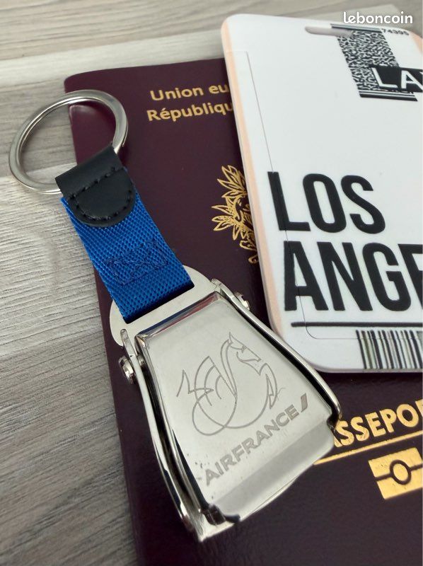 Mini ceinture de sécurité porte clé (image 5)