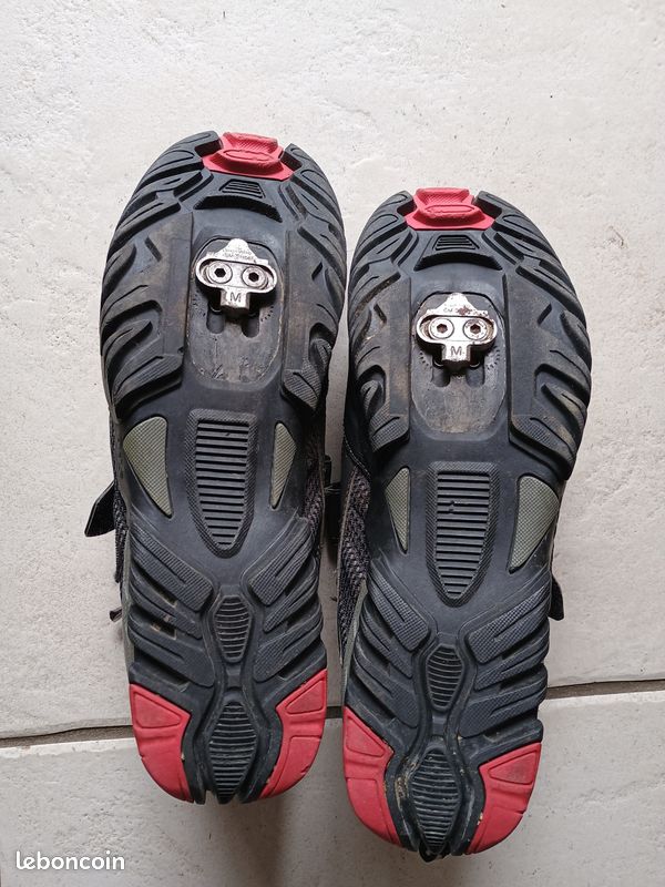 Chaussures vélo de route Shimano SH-RT33L pointure 45 en parfait état - Équipements vélos