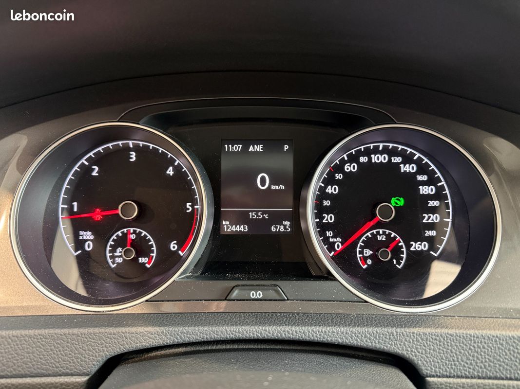 VOLKSWAGEN GOLF SW 2.0 TDI 184ch DSG6 4Motion Alltrack (image 16)
