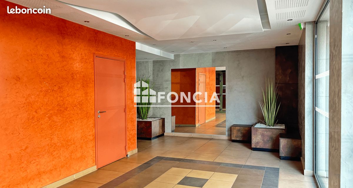 Immeuble 3 pièces 67 m² · à Saint-Étienne · 67 m² · 165 000 €