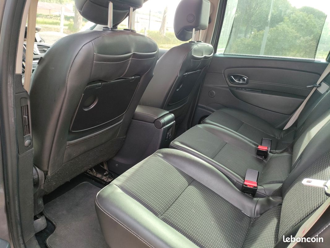 Renault Scénic 1.5dci 110ch energy bose eco2 (image 5)